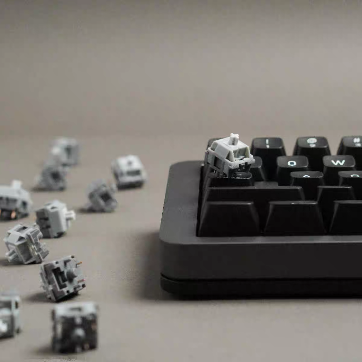 HMX Cang Lan V3 5pins Linear 4 – Gaming Keyboard Thocky Bewertung und Preis