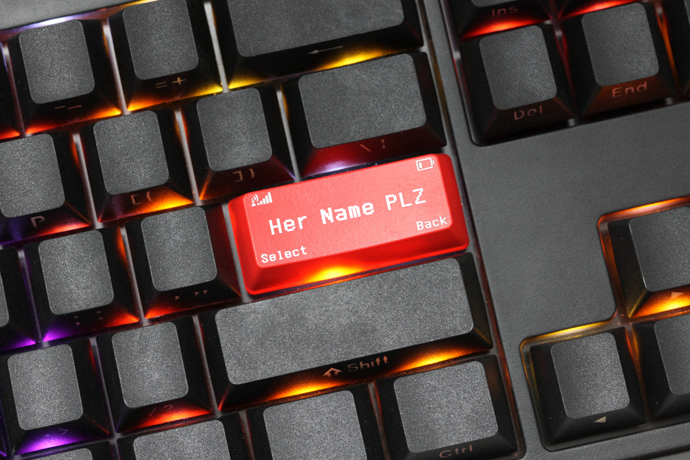 Novelty Shine Through Keycaps  – Gaming Keyboard Name Bewertung und Preis