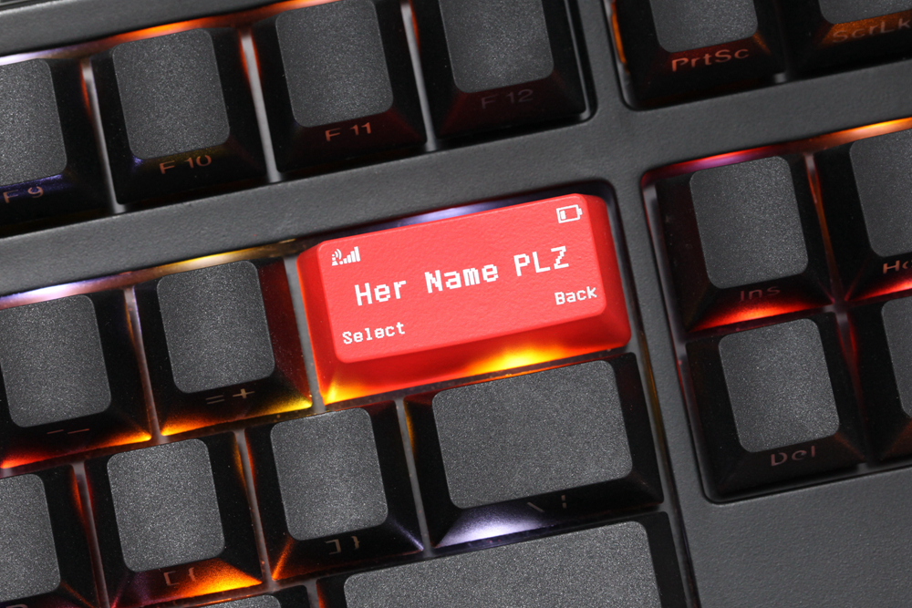 Novelty Shine Through Keycaps  – Gaming Keyboard Name Bewertung und Preis