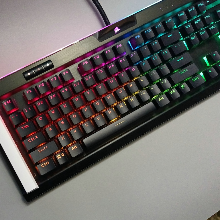 Corsair PBT Transparent Keycap – Gaming Keyboard Corsair Bewertung und Preis