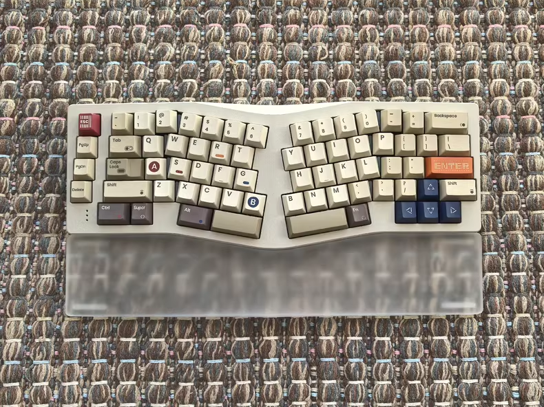 Neo Ergo Palm Rest CustomWoode – Gaming Keyboard Hand Bewertung und Preis